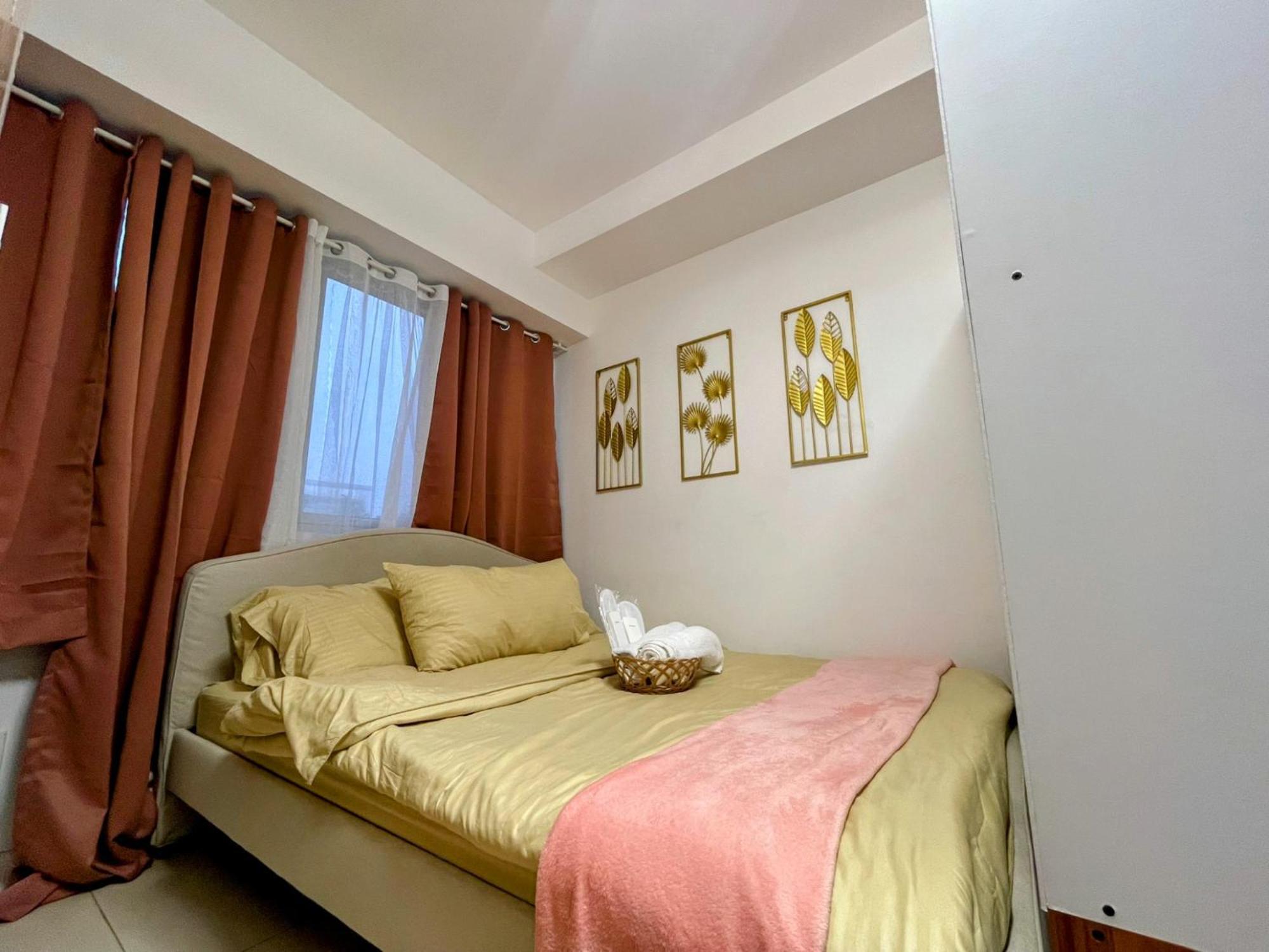 Acellyne'S Suites At The Residences At Commonwealth By Century Quezon City Kamer foto
