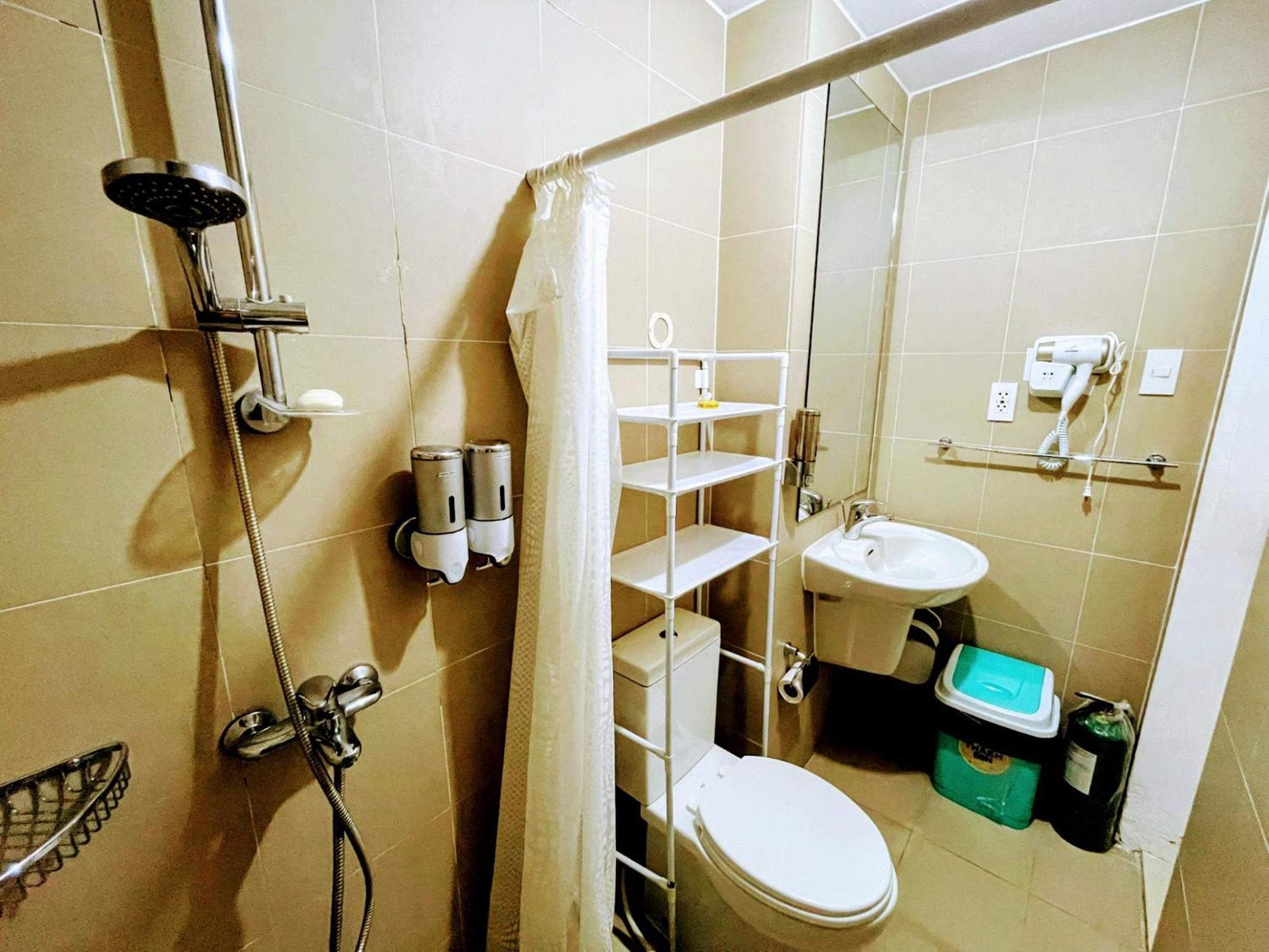 Acellyne'S Suites At The Residences At Commonwealth By Century Quezon City Kamer foto